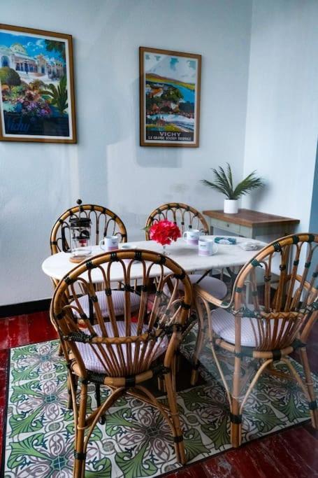 Le Joyau Des Parcs Classe 4 Etoiles Appartement Central Au Calme Avec Terrasse Vichy Dış mekan fotoğraf